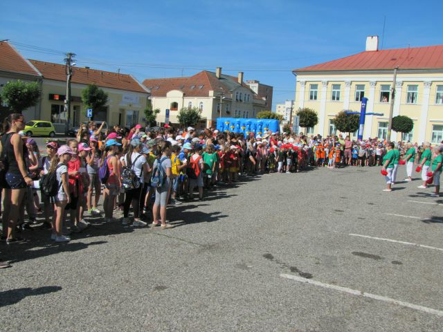 Fotogaléria Mozgásban a főtér és olimpiai futógála 2019. 6. 18. (20) Mozgásban a főtér és olimpiai futógála 2019. 6. 18.